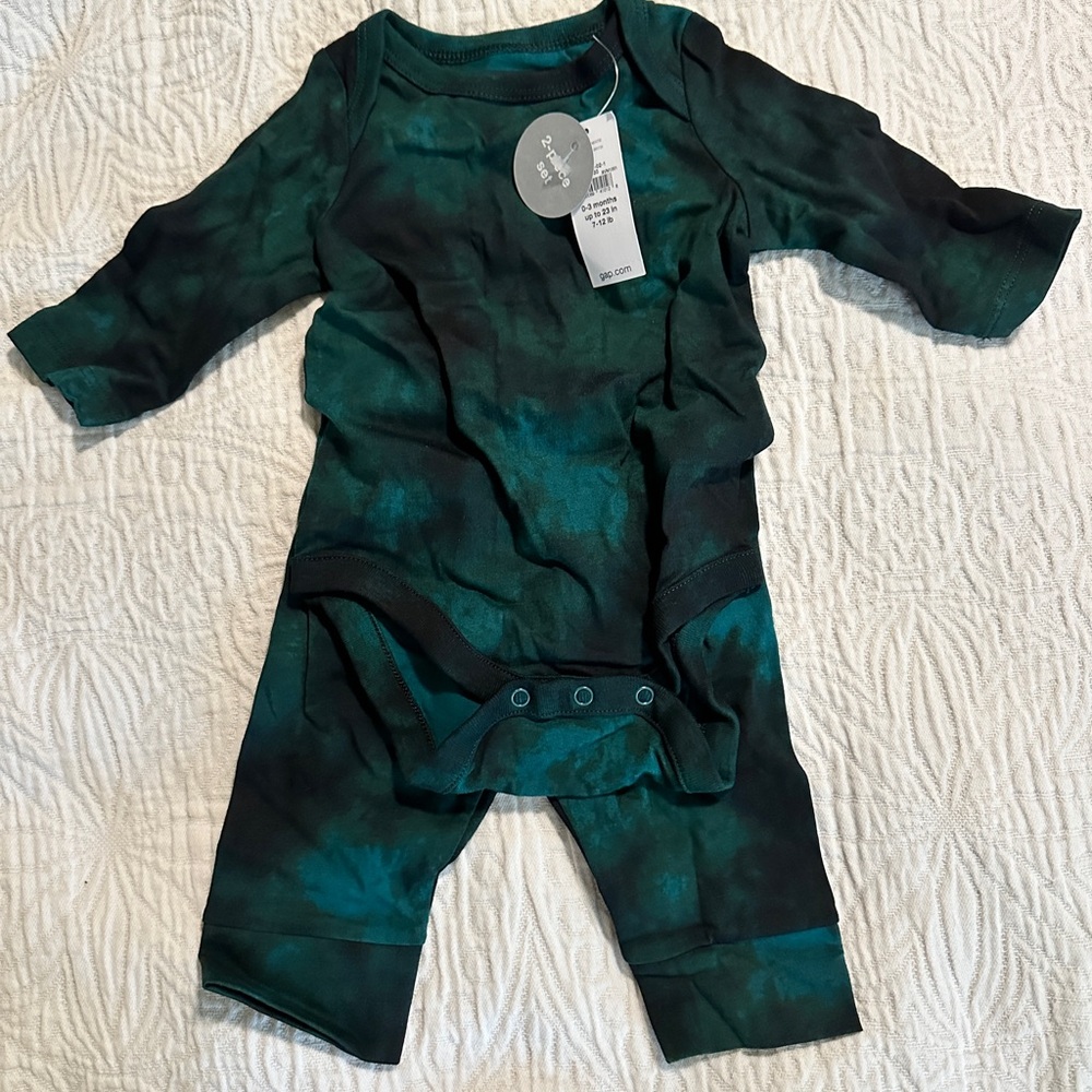 Baby GAP set